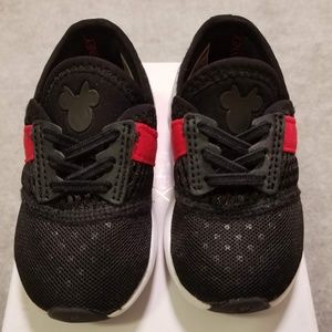 New Balance Disney girls sneakers